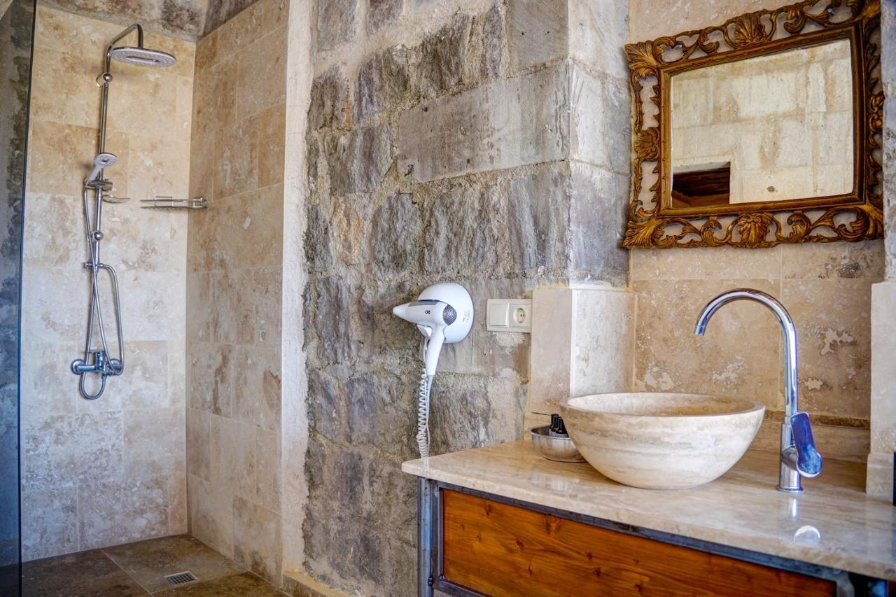 Karma Cappadocia Bed & Breakfast Üçhisar Ngoại thất bức ảnh